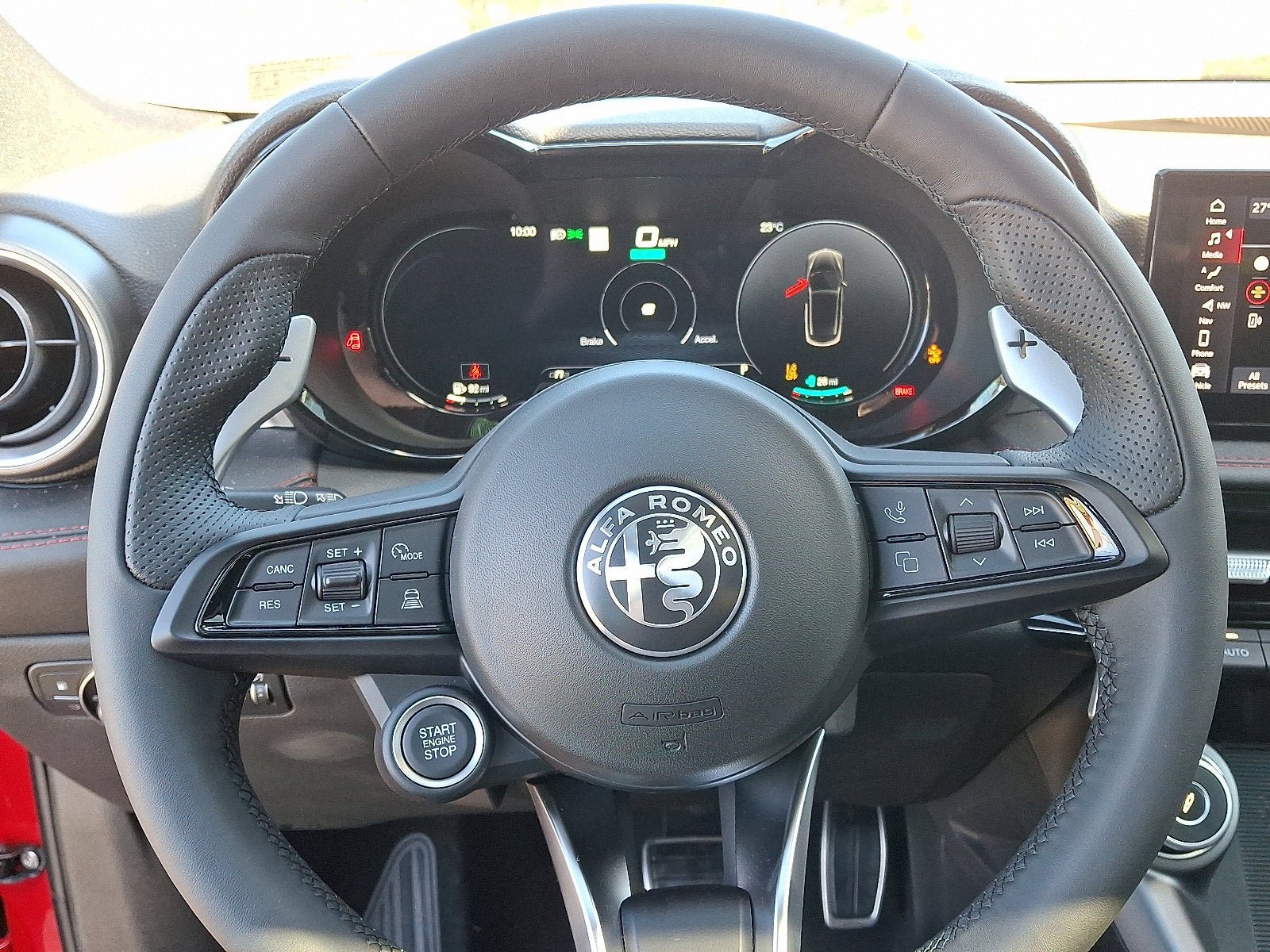 Used 2025 Alfa Romeo Tonale Tributo Italiano AWD/4WD image 12