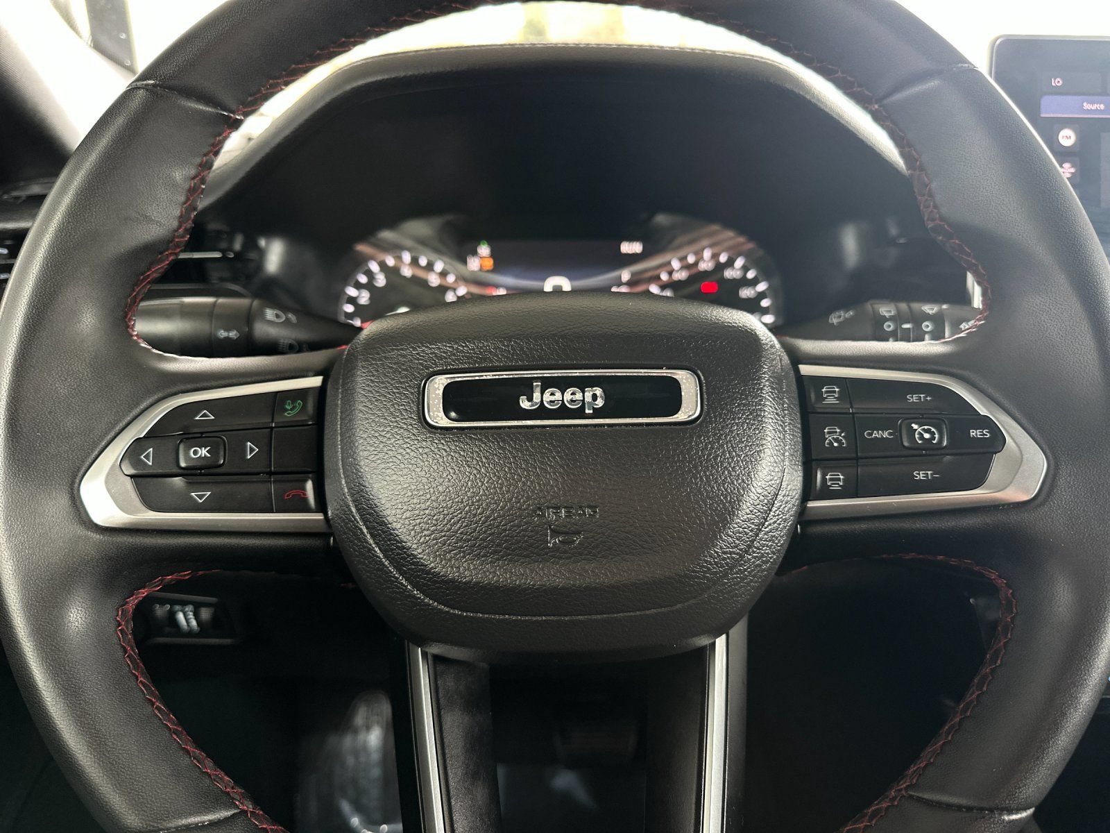Used 2024 Jeep Compass Trailhawk AWD/4WD image 21