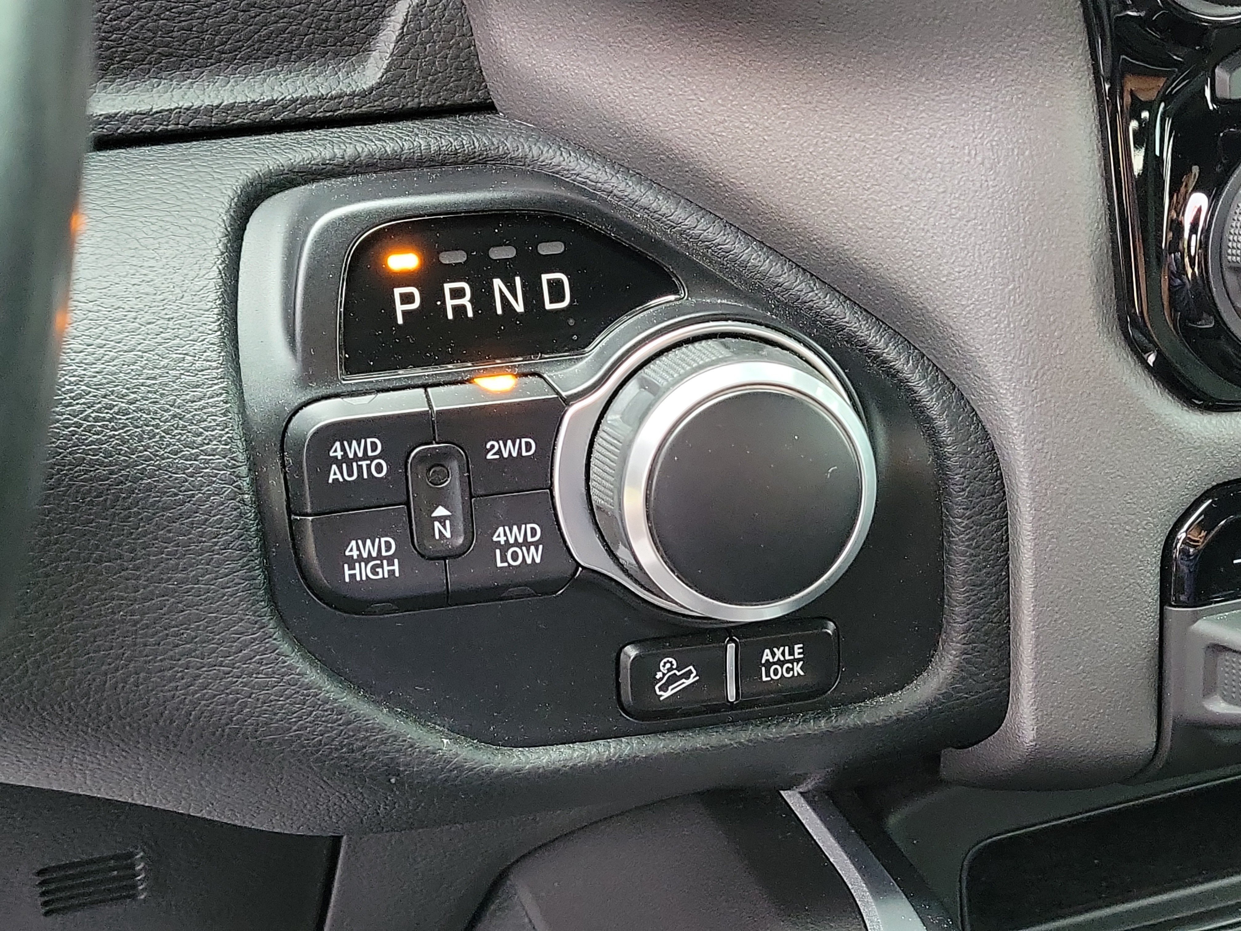 Used 2021 RAM 1500 Big Horn AWD/4WD image 32