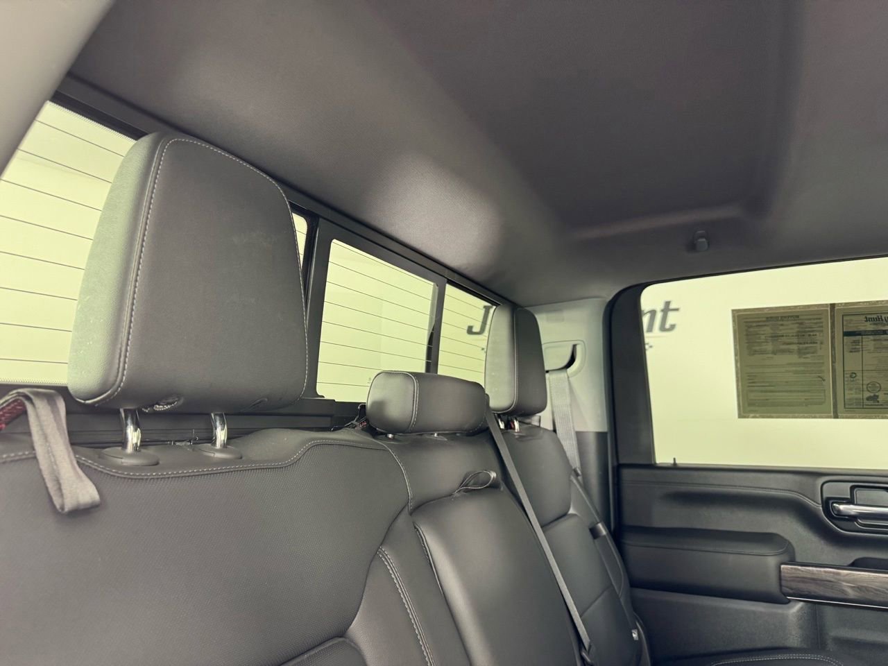 Used 2020 Chevrolet Silverado 2500 LTZ w/ LTZ Convenience Package image 30