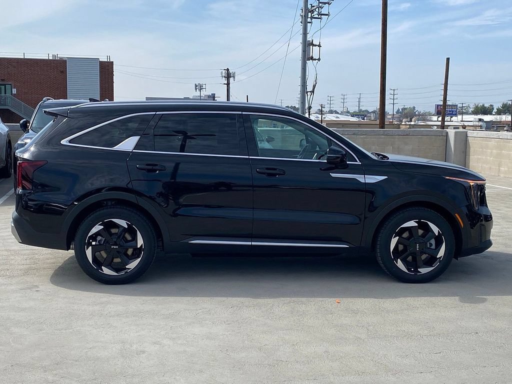 New 2026 Kia Sorento EX w/ EX Premium Package FWD image 2