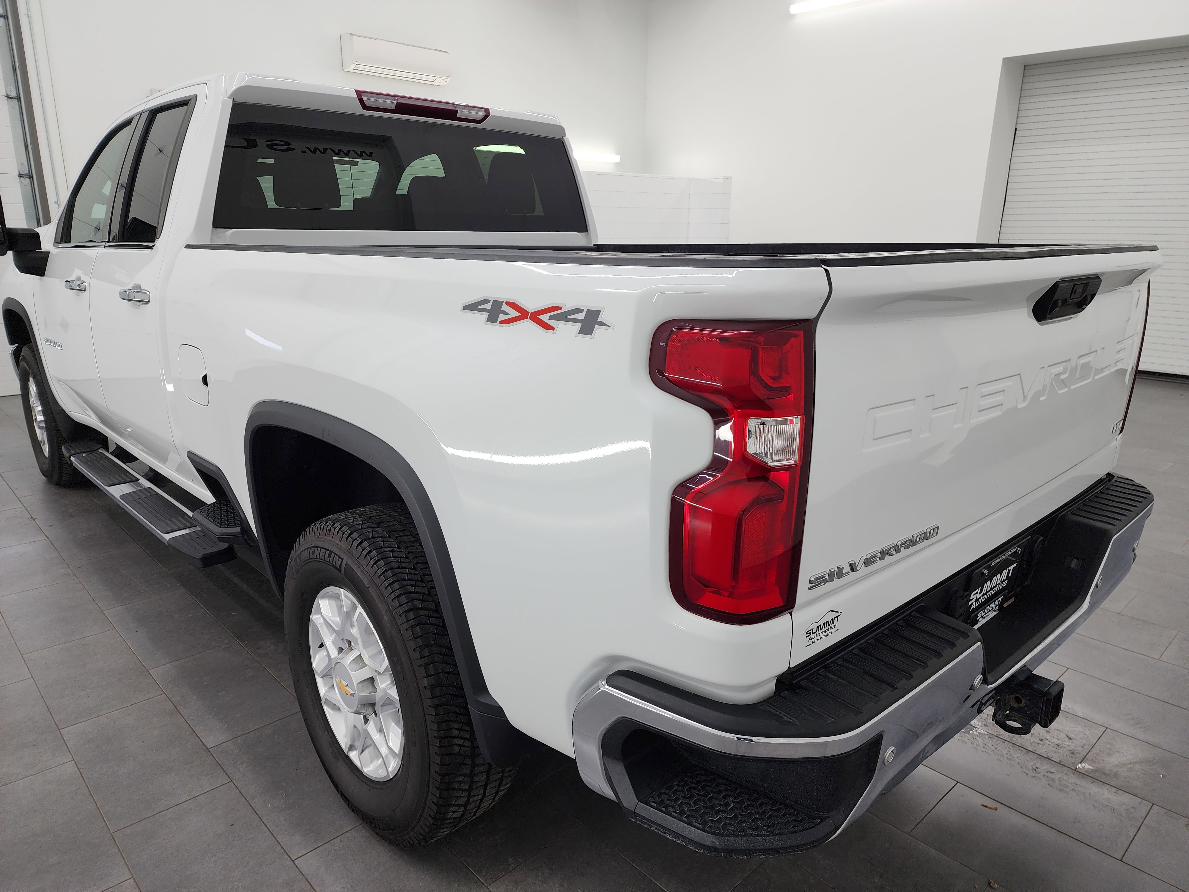 Used 2022 Chevrolet Silverado 2500 LTZ w/ Safety Package image 6