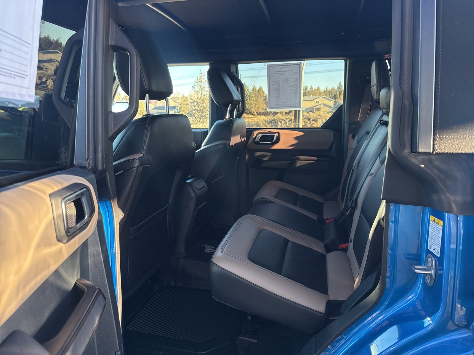 Used 2024 Ford Bronco Wildtrak image 11