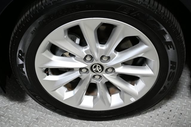 Used 2020 Toyota Corolla LE w/ LE Premium Package FWD image 18