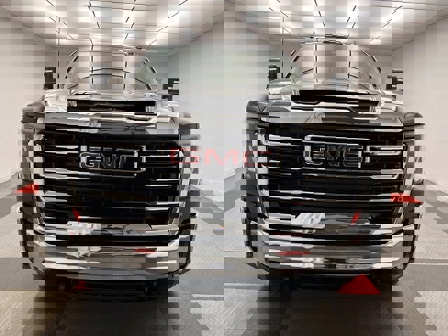 New 2026 GMC Sierra 2500 SLE w/ SLE Value Package; image 2