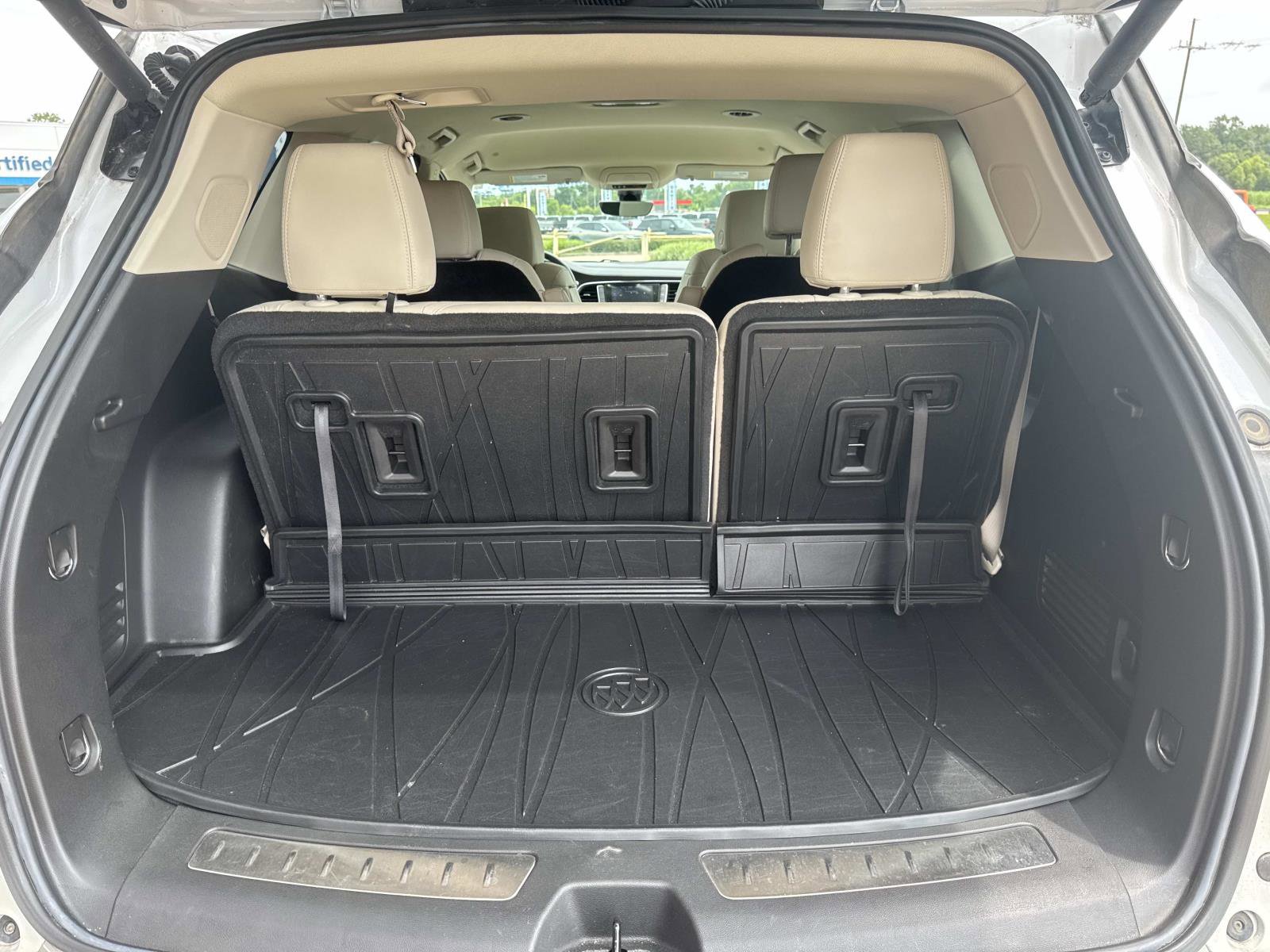 Used 2022 Buick Enclave Premium w/ Surround and Sites Package FWD image 8
