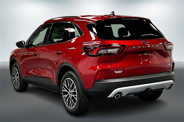 New 2026 Ford Escape SE w/ Class II Trailer Tow Package image 3