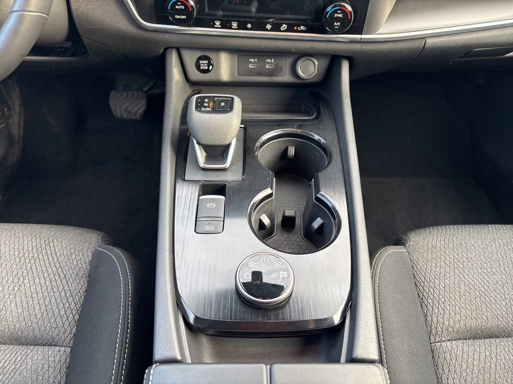 Certified 2026 Nissan Rogue SV AWD/4WD image 20