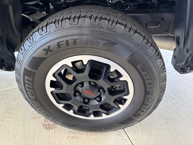 Used 2024 Toyota Tacoma TRD Off-Road AWD/4WD image 36