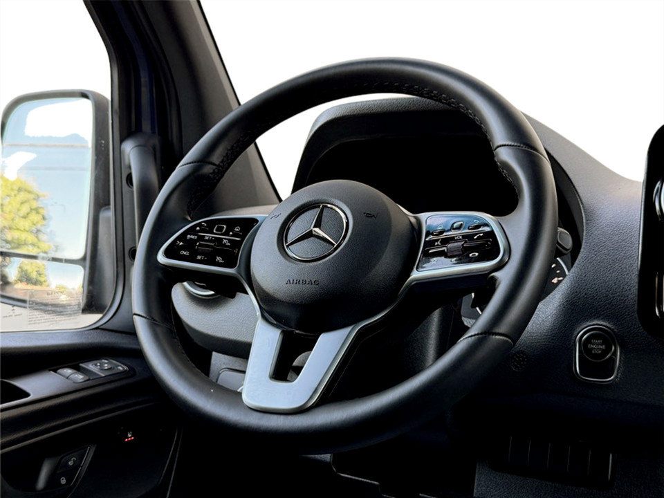 Used 2024 Mercedes-Benz Sprinter 3500 image 10