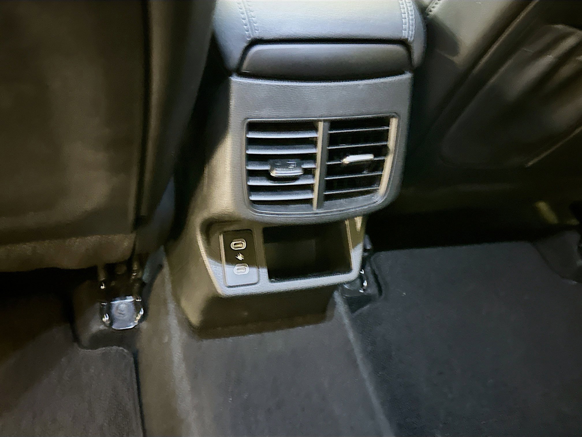 Used 2024 Kia Seltos EX image 29