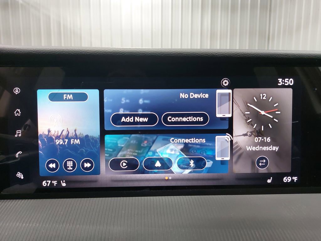 New 2025 Nissan Murano SV image 22