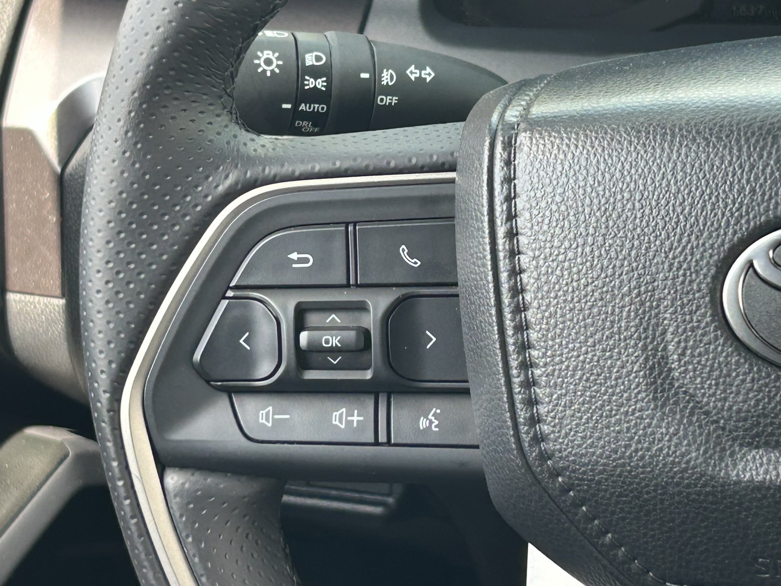 Used 2026 Toyota 4Runner SR5 AWD/4WD image 24