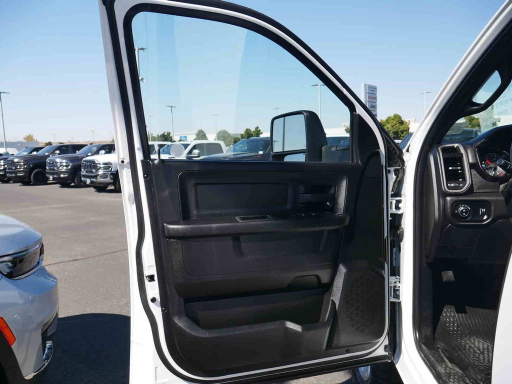 Certified 2024 RAM 3500 Tradesman image 31