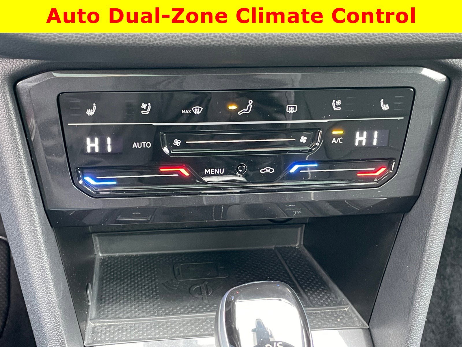 Used 2024 Volkswagen Tiguan SEL R-Line image 15