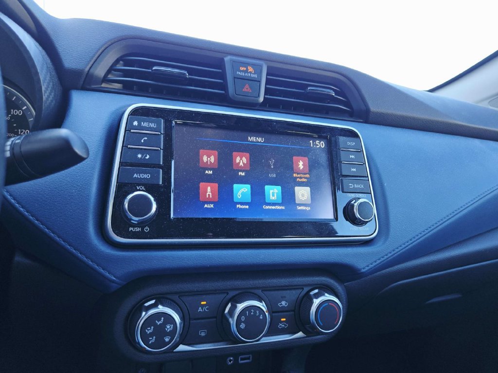 Used 2025 Nissan Versa SV w/ Trunk Package FWD image 23
