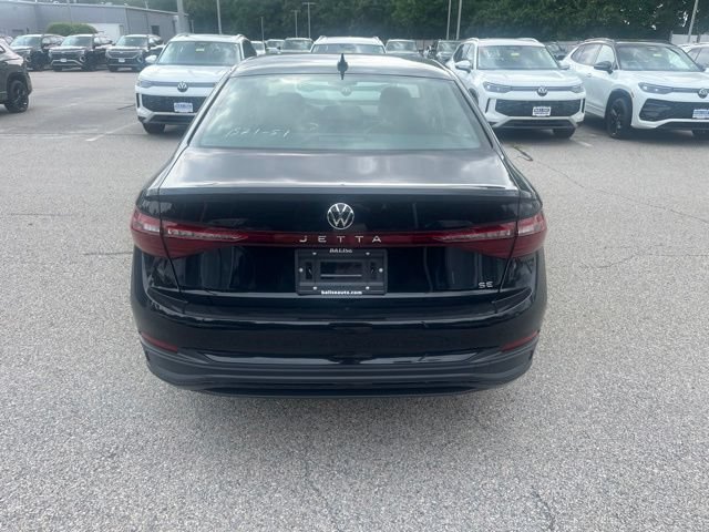 New 2026 Volkswagen Jetta SE FWD image 5