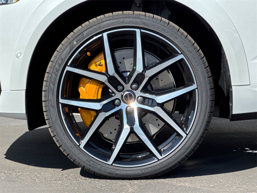 New 2026 Volvo XC60 T8 Polestar w/ Protection Package Premier image 25