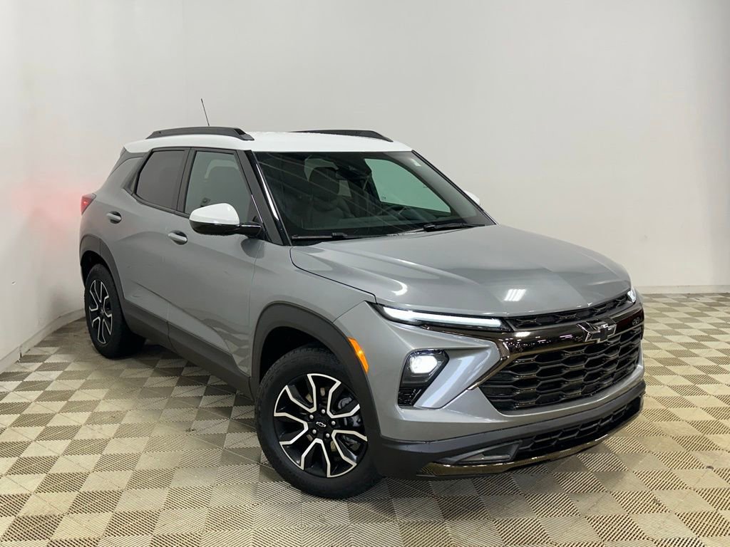 Certified 2025 Chevrolet TrailBlazer ACTIV w/ Convenience Package image 3