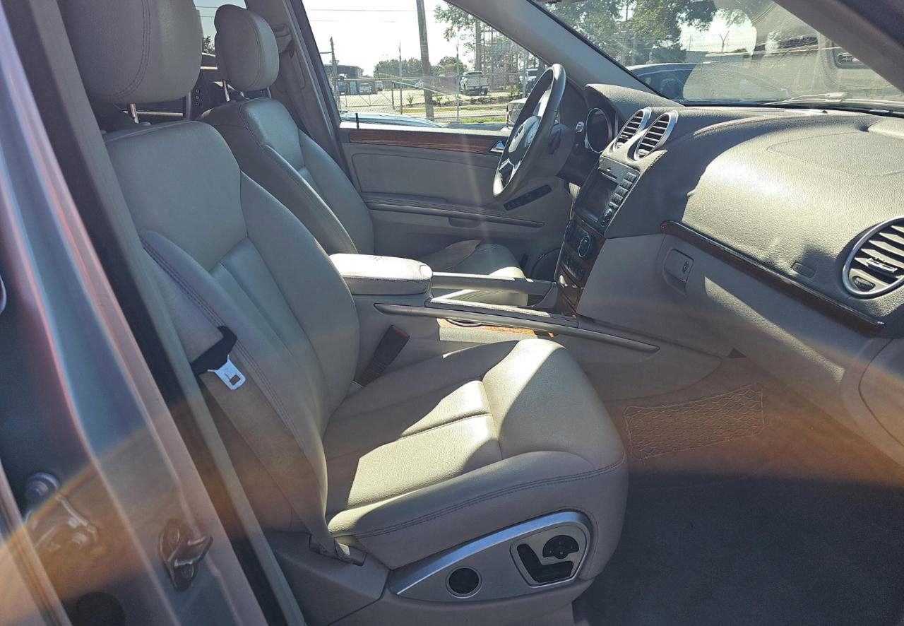 Used 2009 Mercedes-Benz GL 450 4MATIC image 8