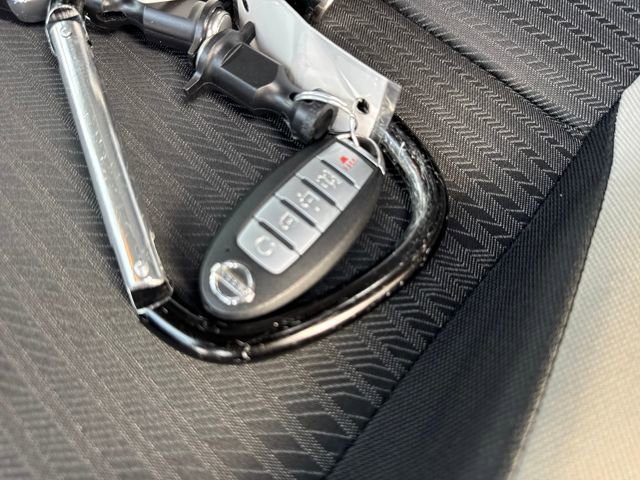 Used 2021 Nissan Versa SV image 27