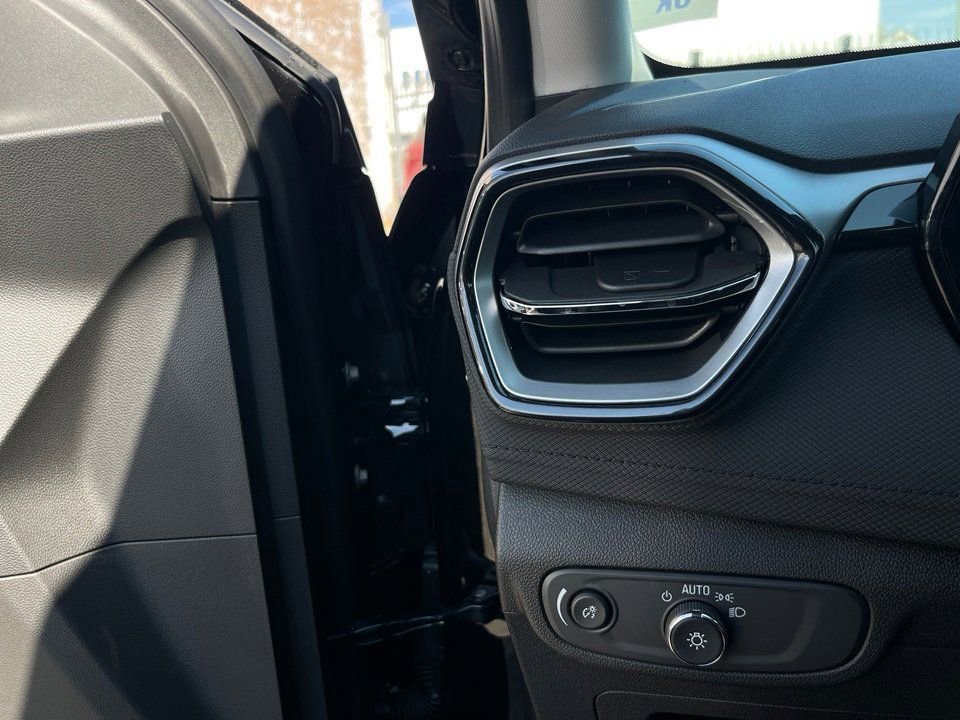 New 2026 Chevrolet TrailBlazer LS image 18