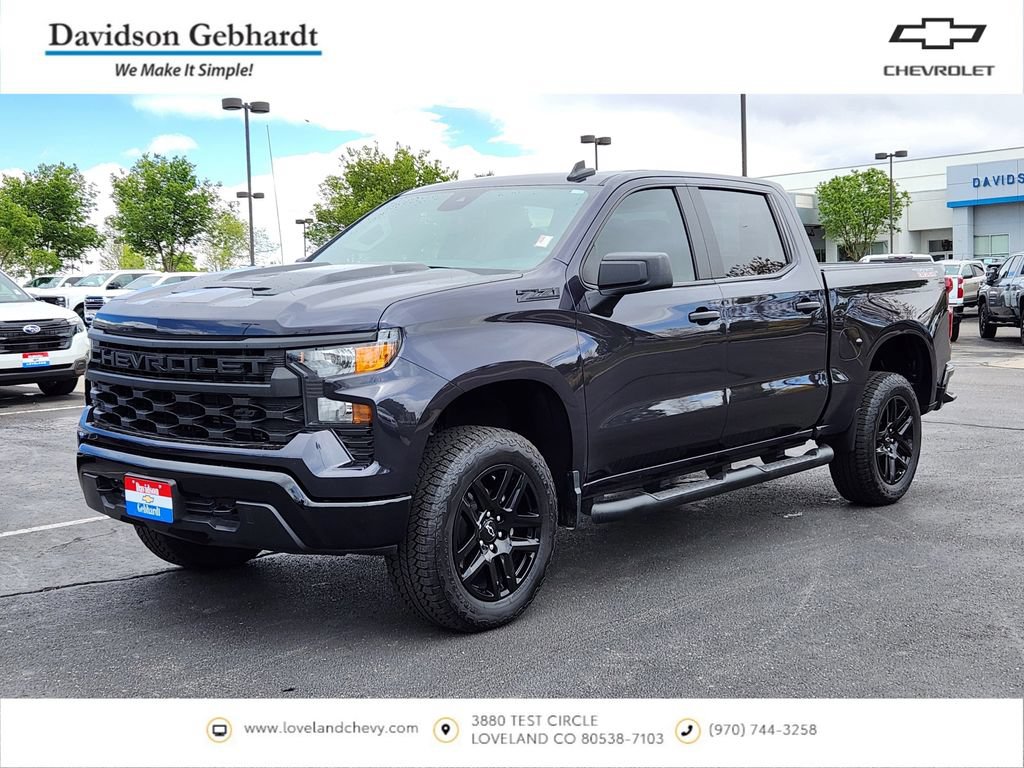 Used 2024 Chevrolet Silverado 1500 Custom Trail Boss w/ Turbomax Blackout Package AWD/4WD image 1