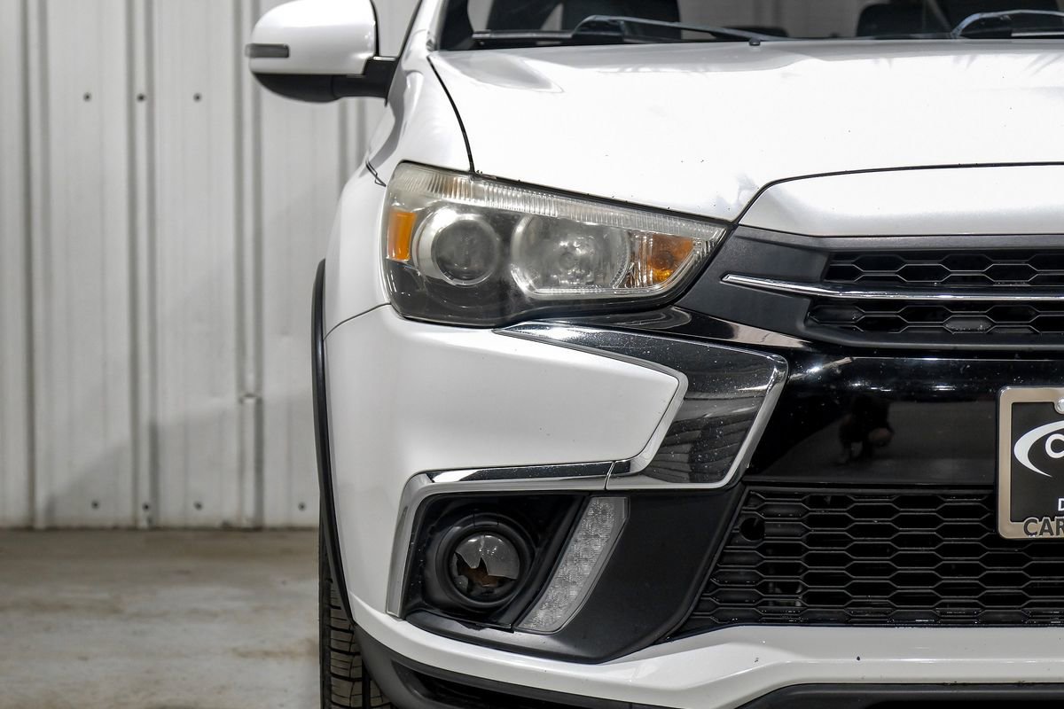 Used 2018 Mitsubishi Outlander Sport SE FWD image 33