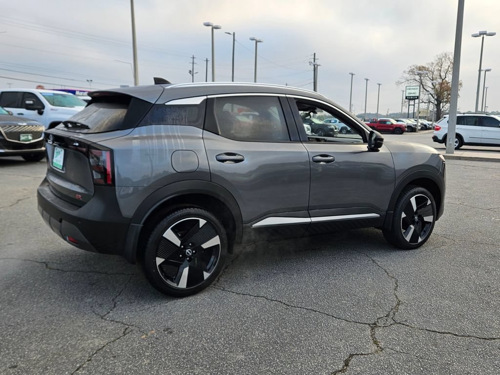 New 2026 Nissan Kicks SR FWD image 12