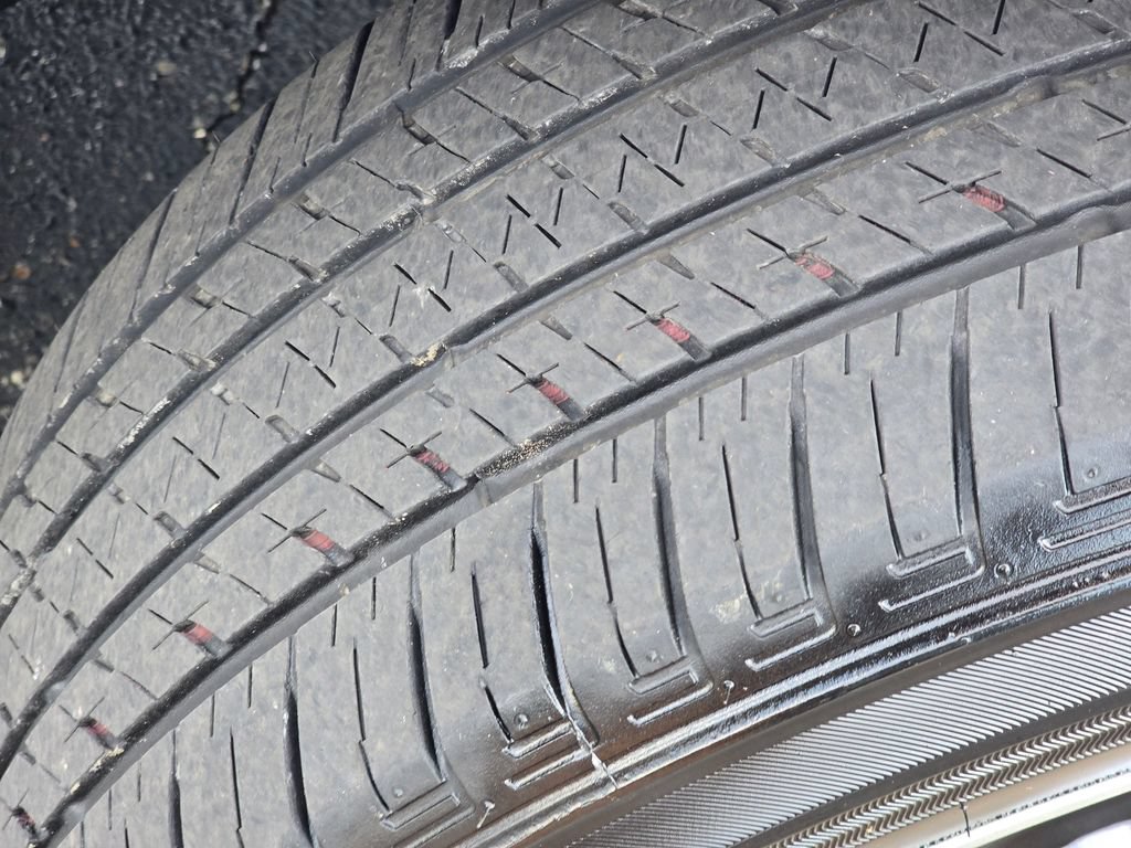 Used 2024 Honda CR-V EX-L image 11