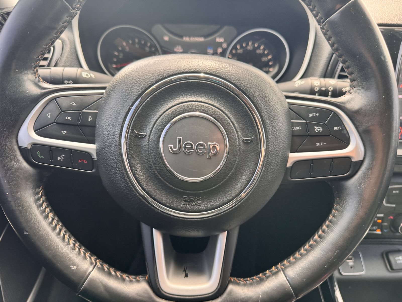 Used 2019 Jeep Compass Limited FWD image 17