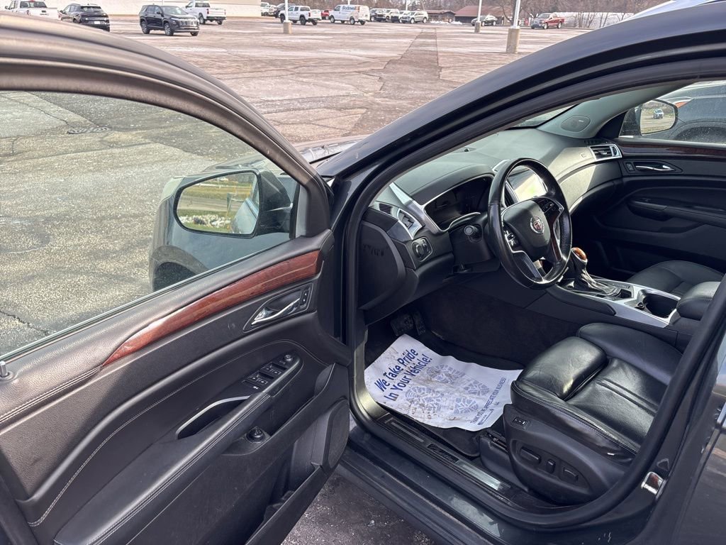 Used 2016 Cadillac SRX Luxury image 22