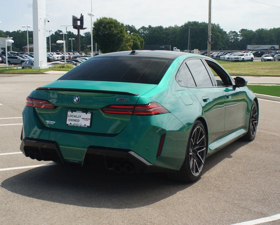 Used 2025 BMW M5 w/ Carbon Package AWD/4WD image 20