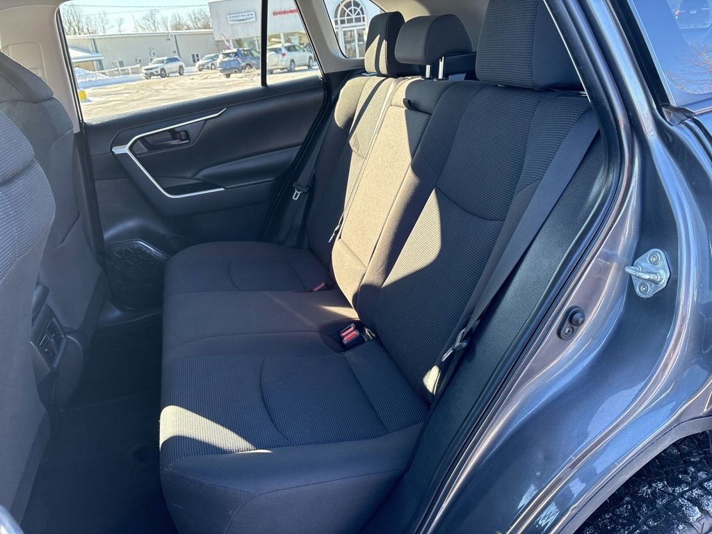 Used 2023 Toyota RAV4 LE image 18