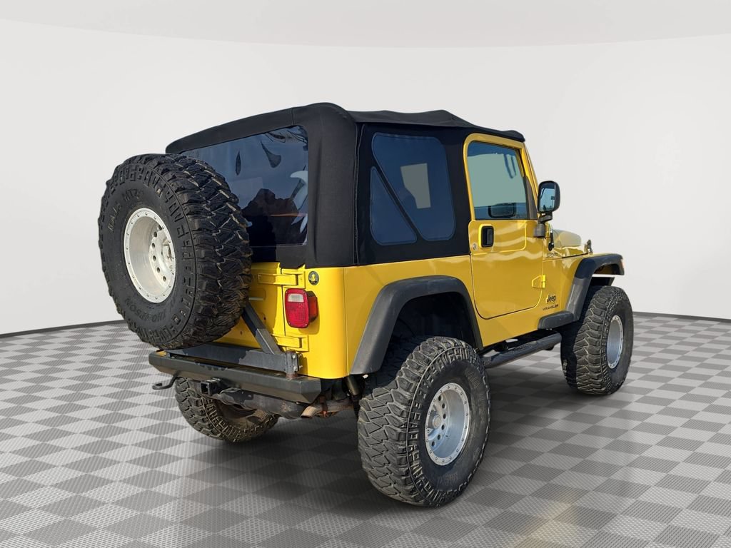 Used 2004 Jeep Wrangler 4WD image 7