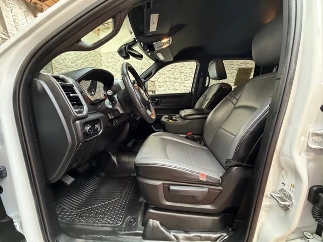 Used 2024 RAM 3500 Tradesman w/ Towing Technology Group image 18