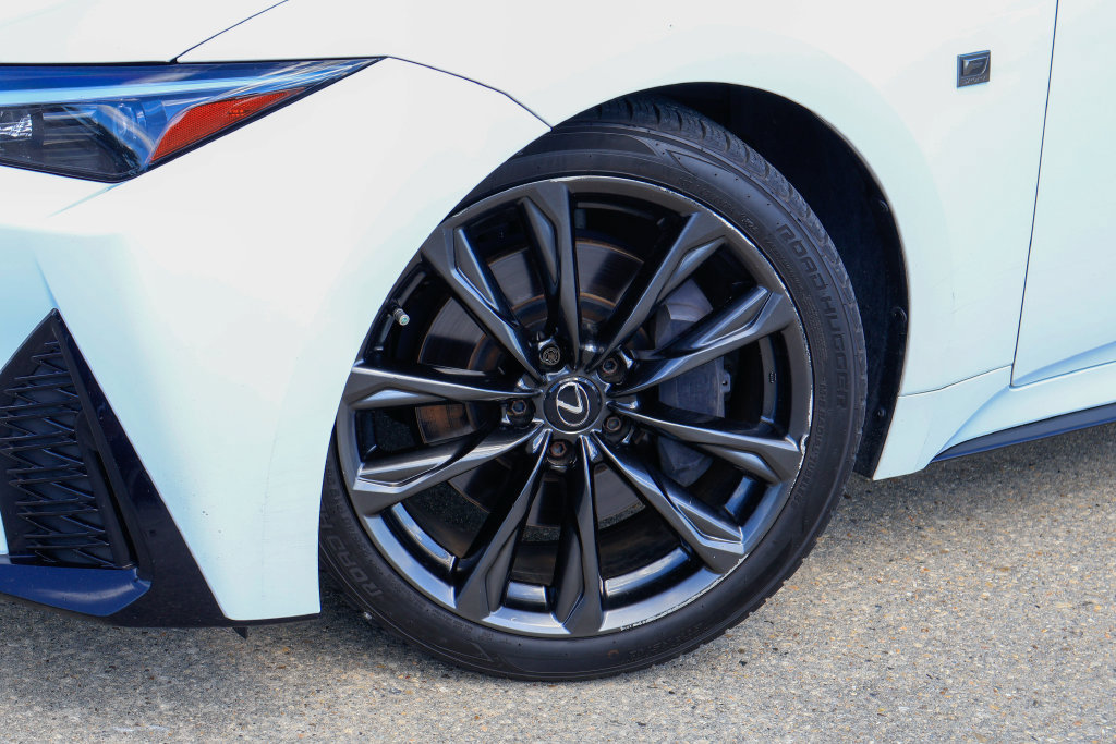 Used 2023 Lexus IS 350 F Sport w/ Accessory Package 2 RWD image 30