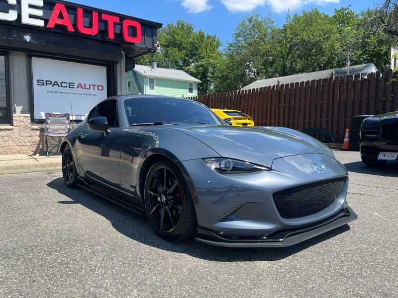 Used 2021 MAZDA MX-5 Miata RF Club RWD image 9