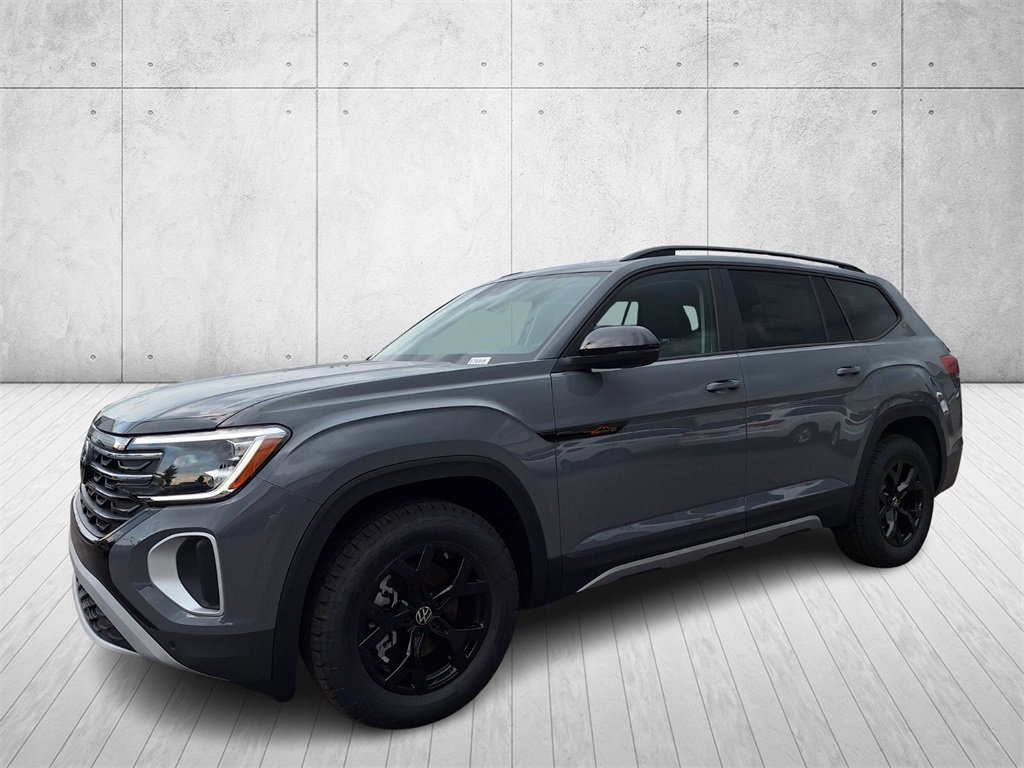 New 2025 Volkswagen Atlas Peak Edition SE