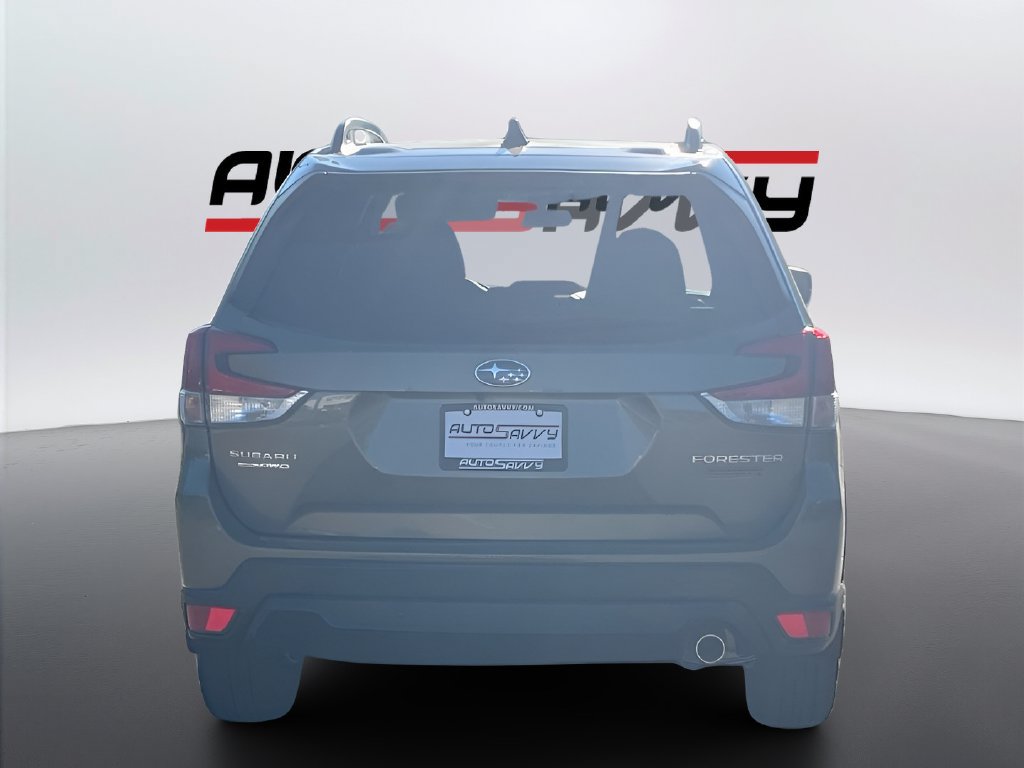 Used 2024 Subaru Forester Limited AWD/4WD image 6