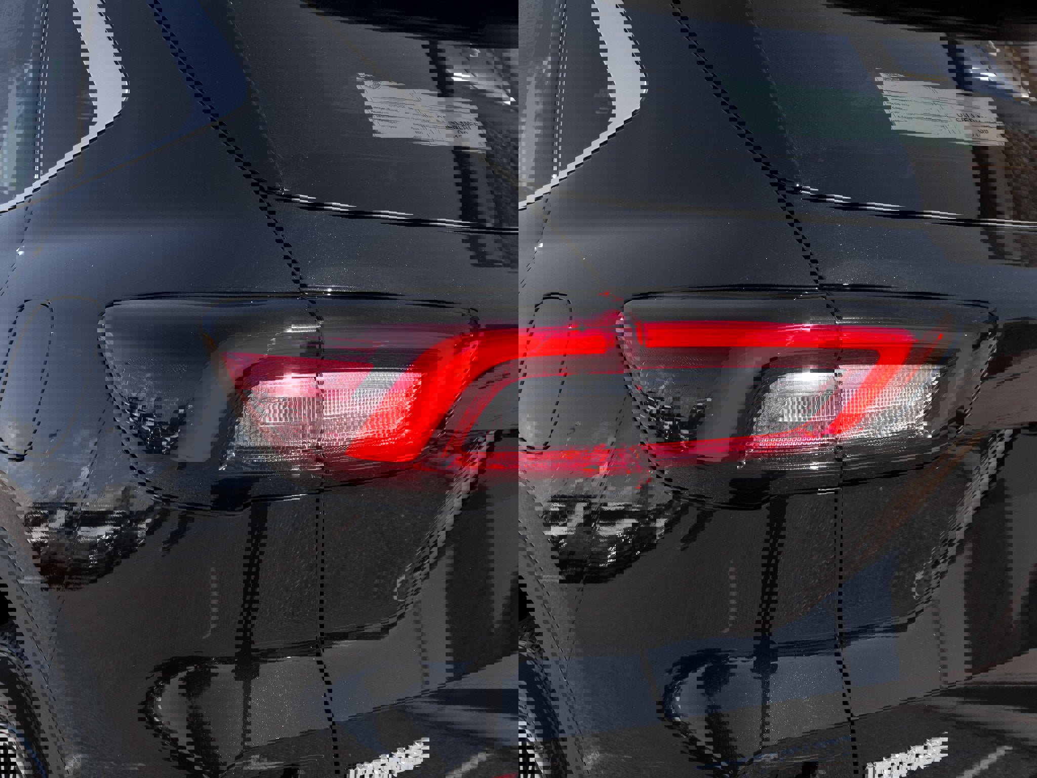 New 2025 Ford Escape SE w/ PHEV Premium Package image 18