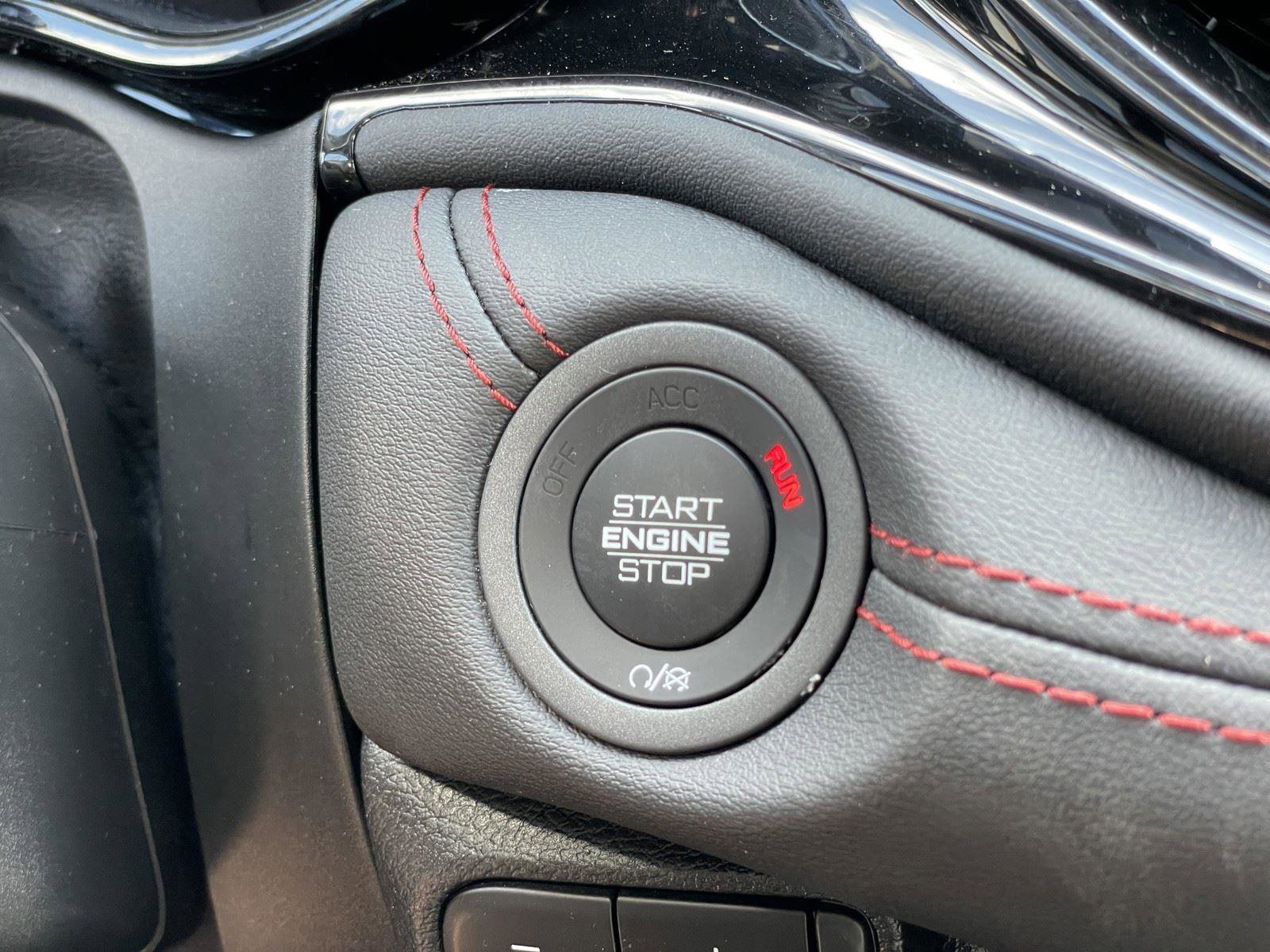 Used 2025 Dodge Durango GT image 4