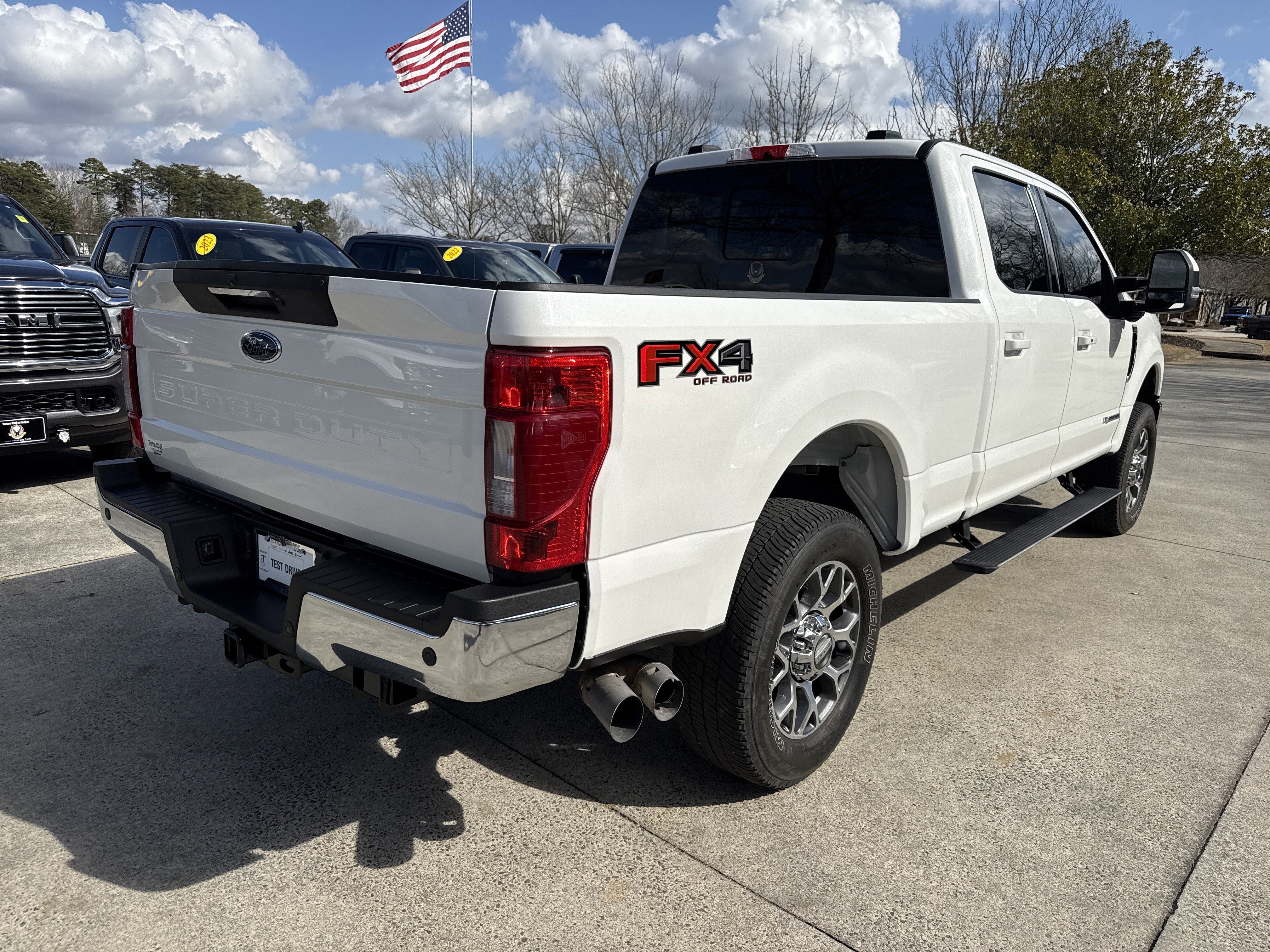 Used 2022 Ford F250 Lariat w/ Lariat Ultimate Package image 7