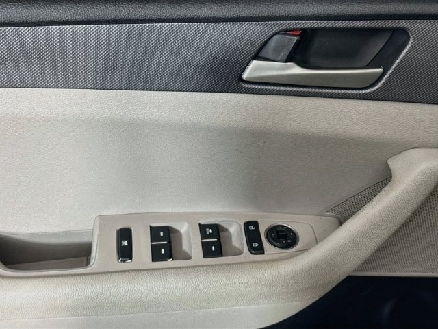 Used 2018 Hyundai Sonata SE FWD image 22