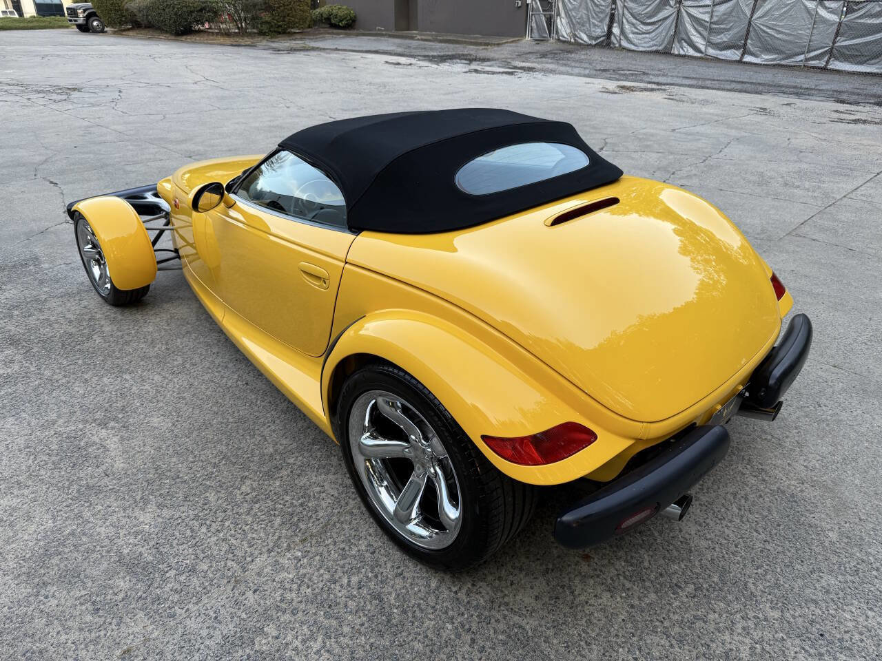 Used 2000 Plymouth Prowler RWD image 13