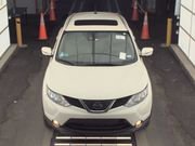 Used 2018 Nissan Rogue Sport SL w/ SL Premium Package FWD image 2