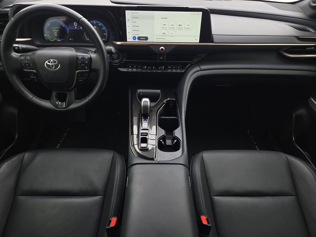 Used 2024 Toyota Crown Limited image 28