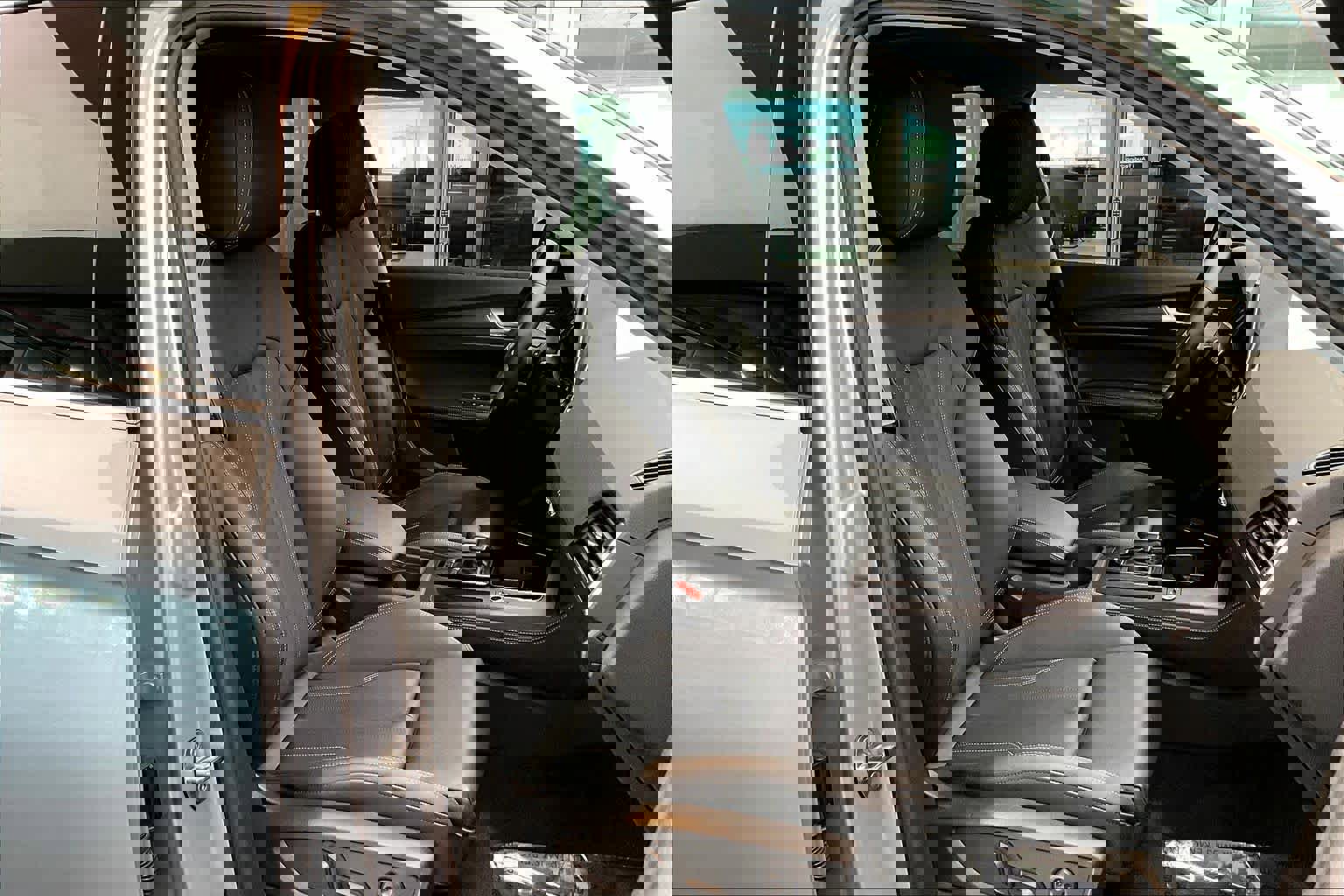 Certified 2025 Audi Q5 2.0T Premium Plus w/ Premium Plus Package image 8