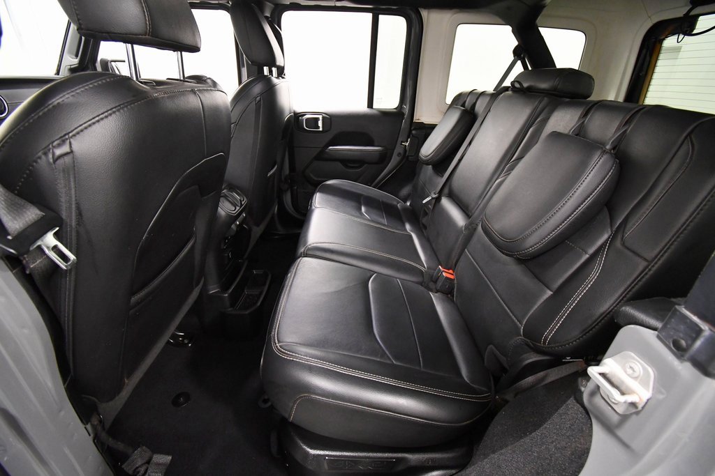 Used 2023 Jeep Wrangler Unlimited Sahara image 14