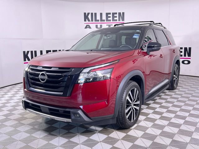 Used 2023 Nissan Pathfinder Platinum image 3